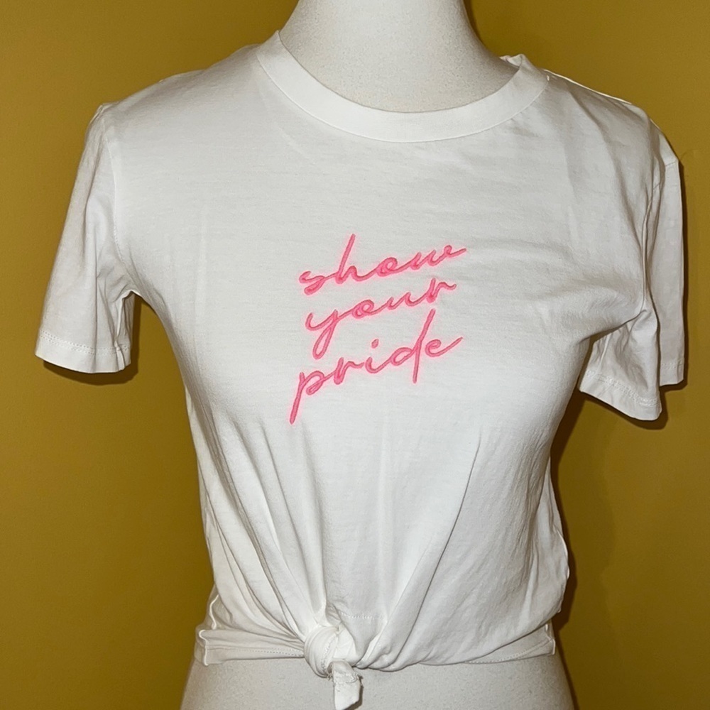 H&M divided tee - Picture 3 of 7